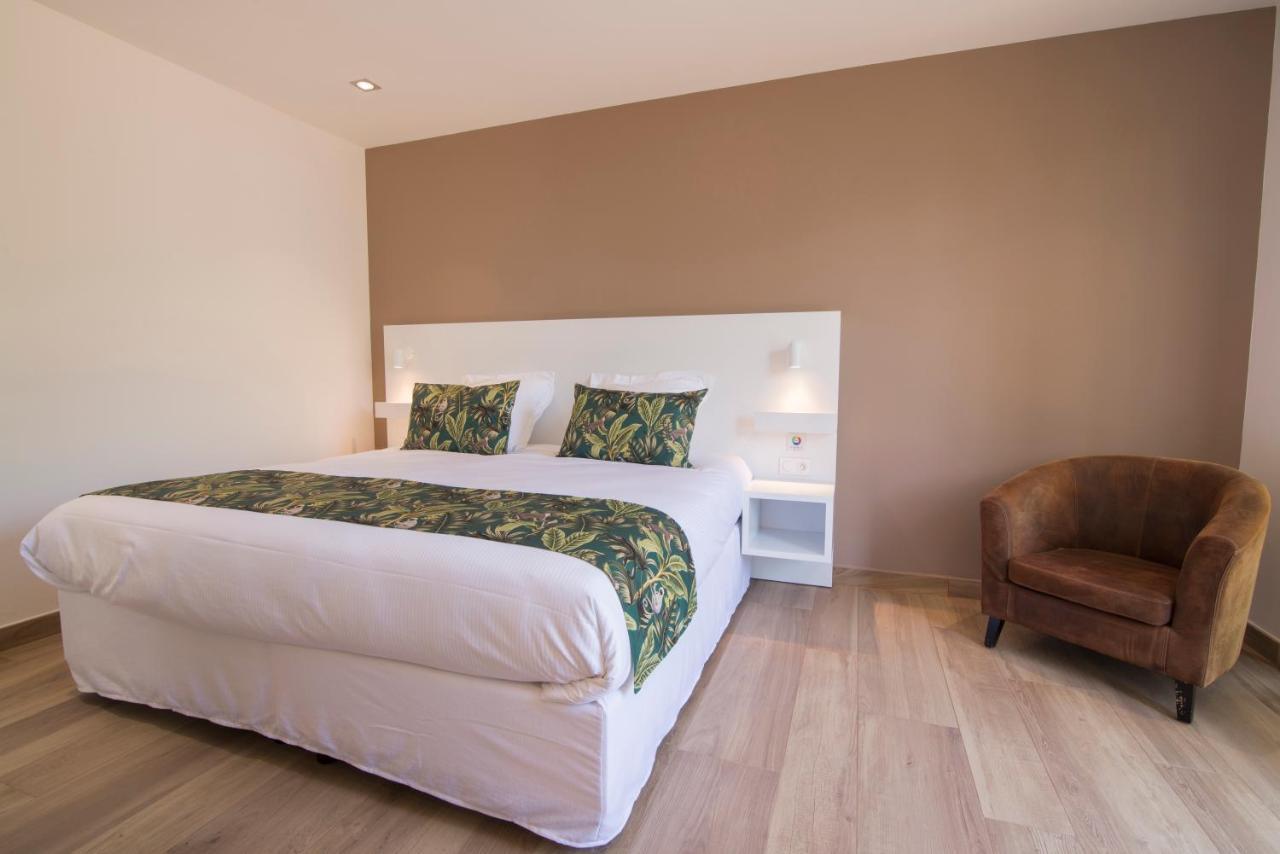 Le Clos Des Bleynoux Saint-Etienne-de-Fontbellon Ngoại thất bức ảnh