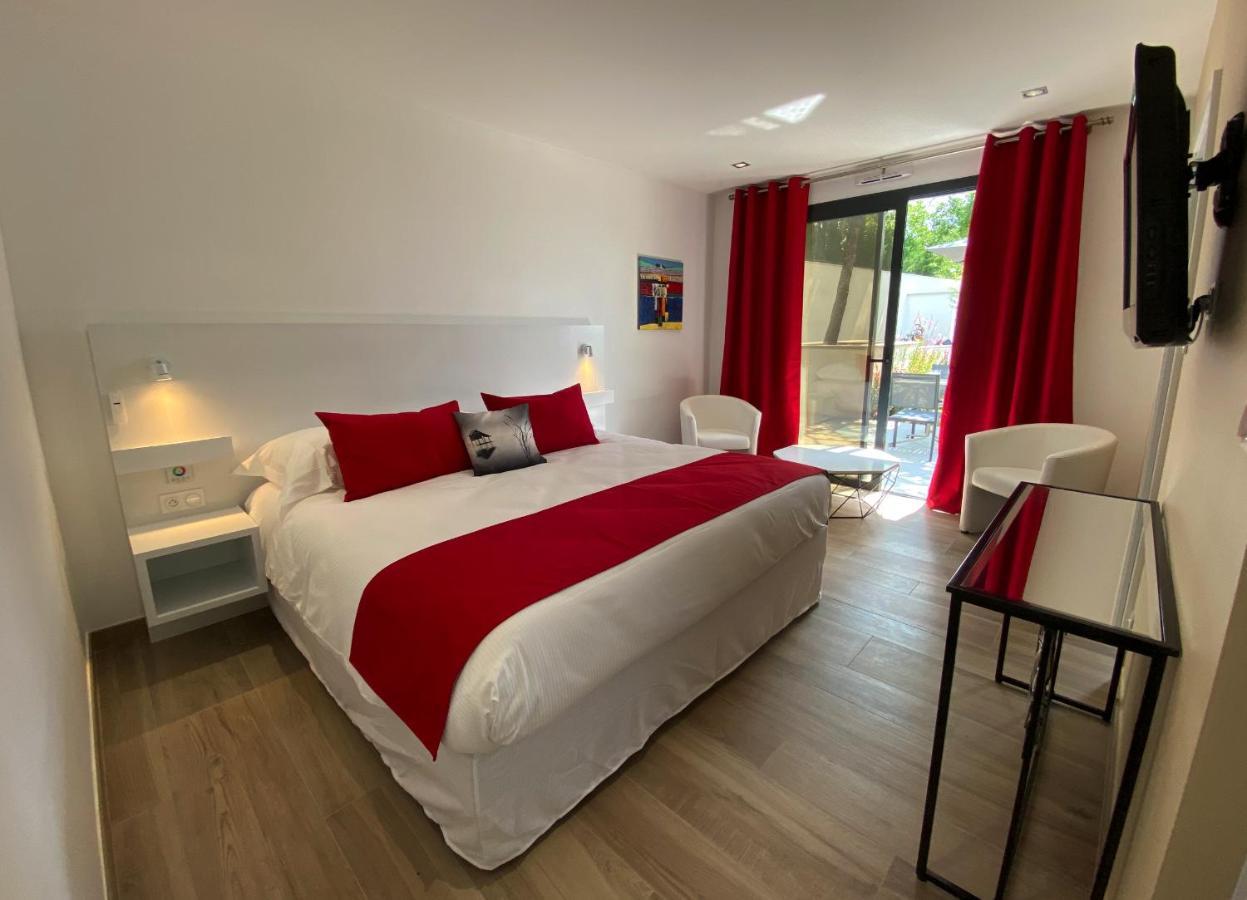 Le Clos Des Bleynoux Saint-Etienne-de-Fontbellon Ngoại thất bức ảnh